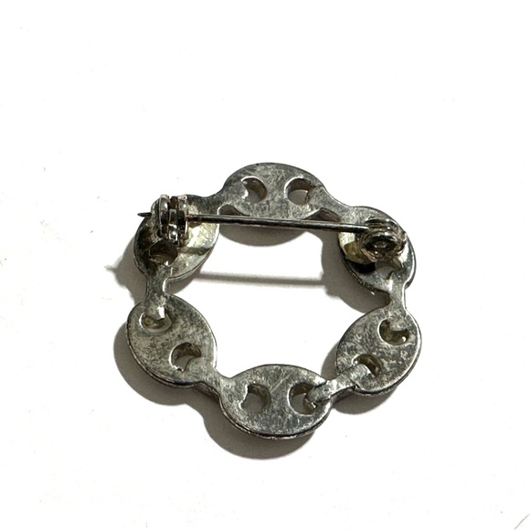 Anchor Mariners Link Silver Tone Round Brooch Pin Open Center Minimalist - Picture 3 of 4